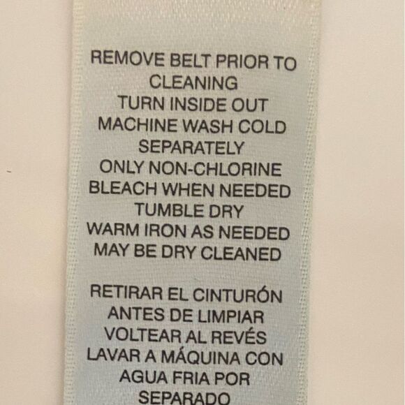 Chico's - Platinum Denim High Waisted Cropped Jeans -  Chico's size 3 , US 16 - Picture 5 of 6